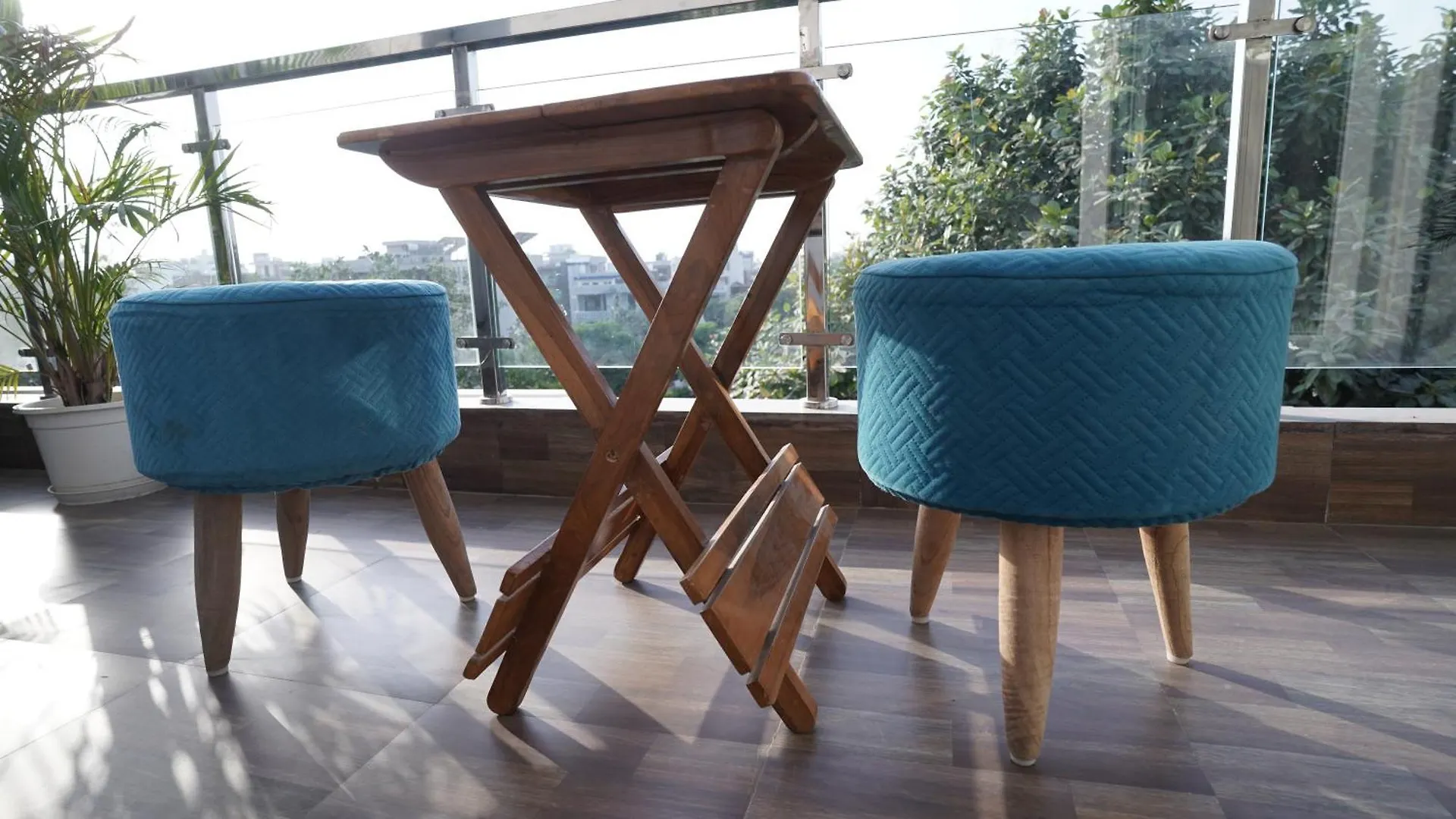 The Paras Studio Serviced Apartments Γκουργκάον